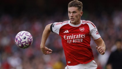 约克雷斯：不清楚伊萨克内幕，俱乐部才拥有转会选择权而非球员